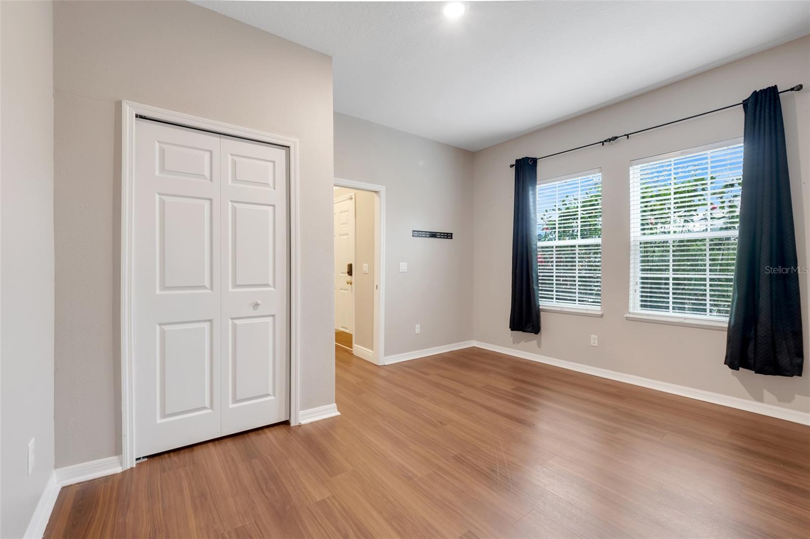 LIBERTY SQUARE - Residential Lease