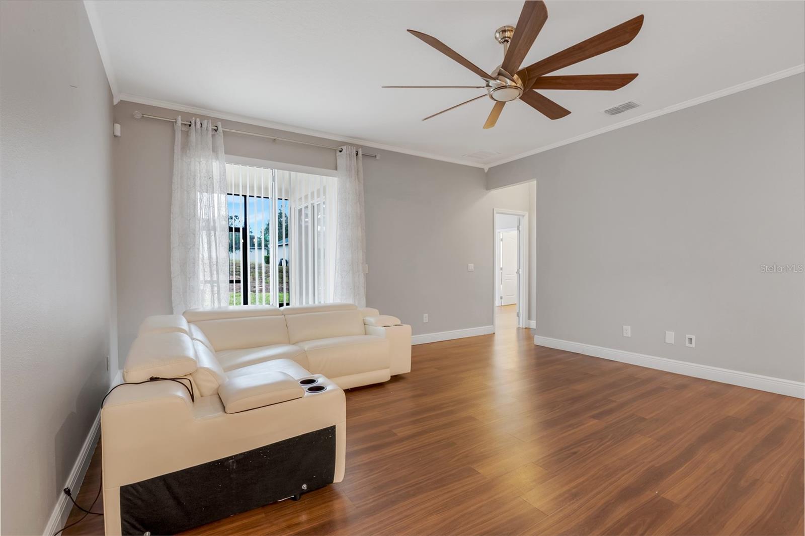 LIBERTY SQUARE - Residential Lease