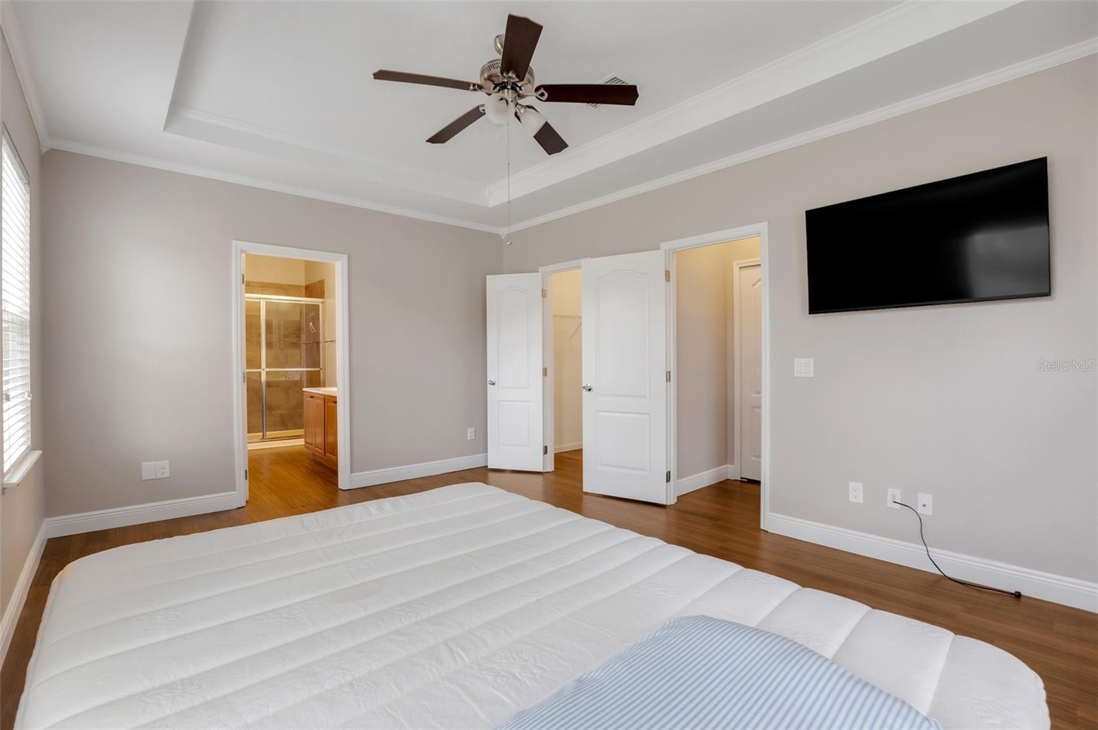 LIBERTY SQUARE - Residential Lease