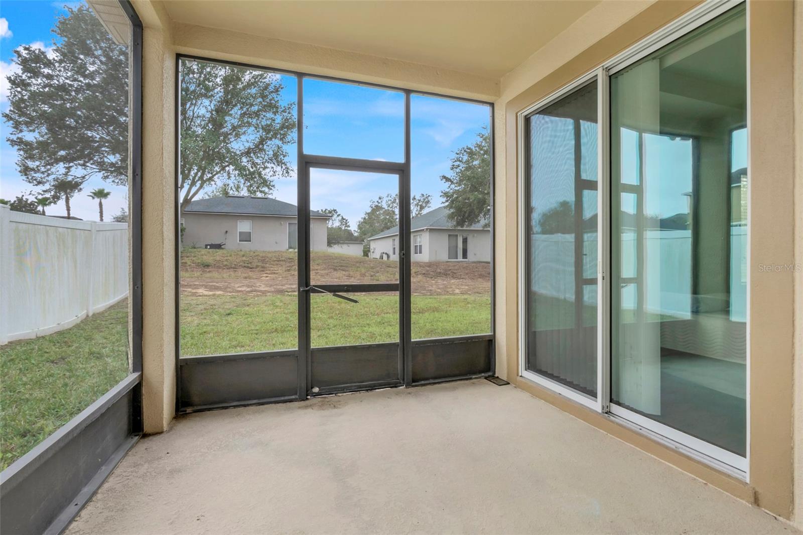 LIBERTY SQUARE - Residential Lease