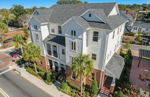 Photo of 141 SE Watula Avenue, Ocala, FL 34471 (MLS # OM698716)