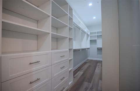 Tiny photo for 141 SE Watula Avenue, Ocala, FL 34471 (MLS # OM698716)