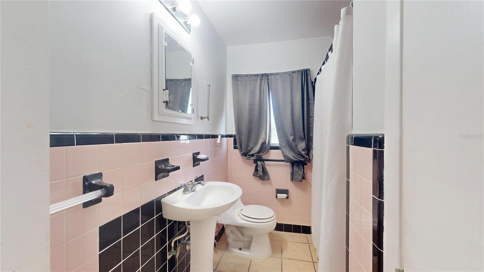 CITY OF INVERNESS - Residential