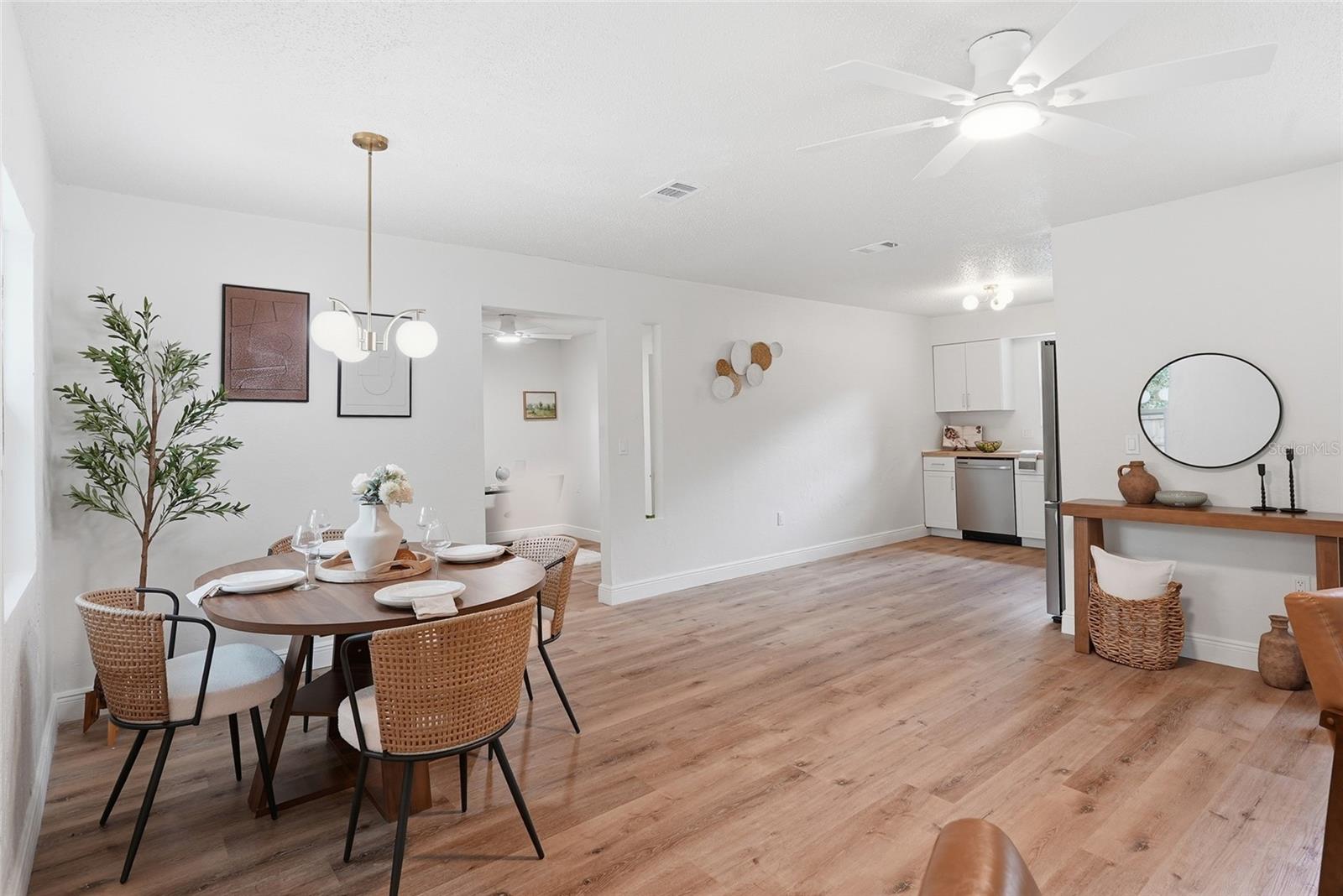 PALMETTO WOODS - Residential