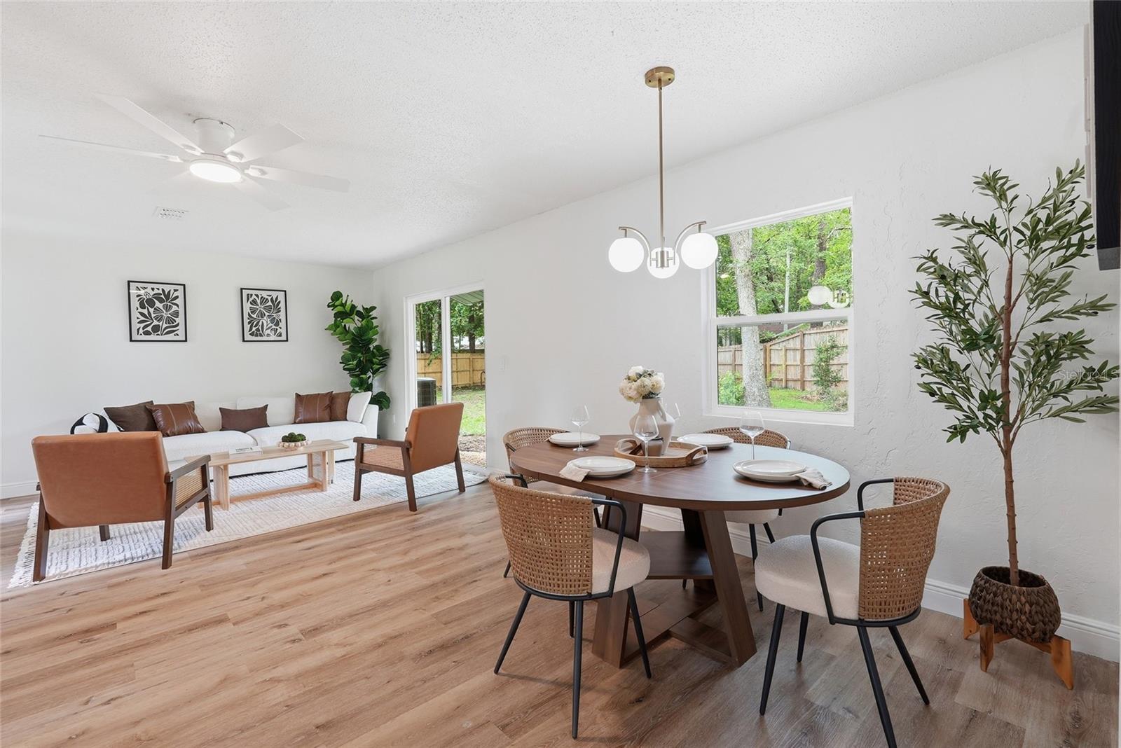 PALMETTO WOODS - Residential