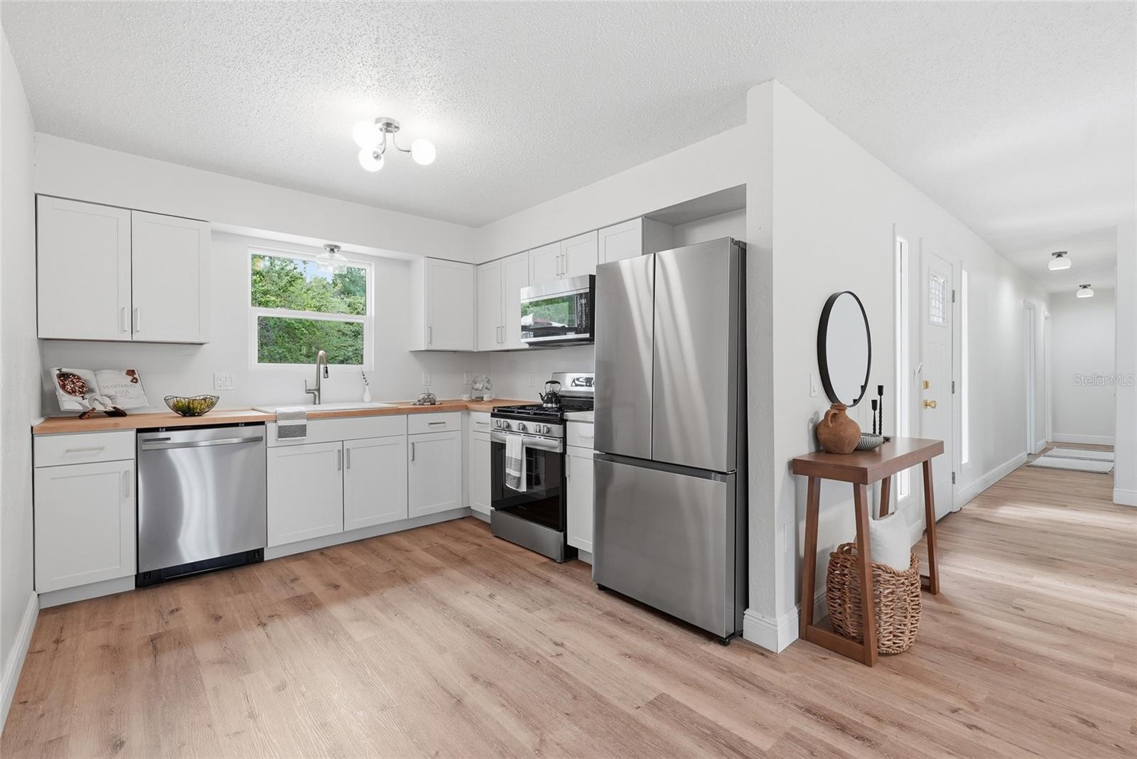 PALMETTO WOODS - Residential