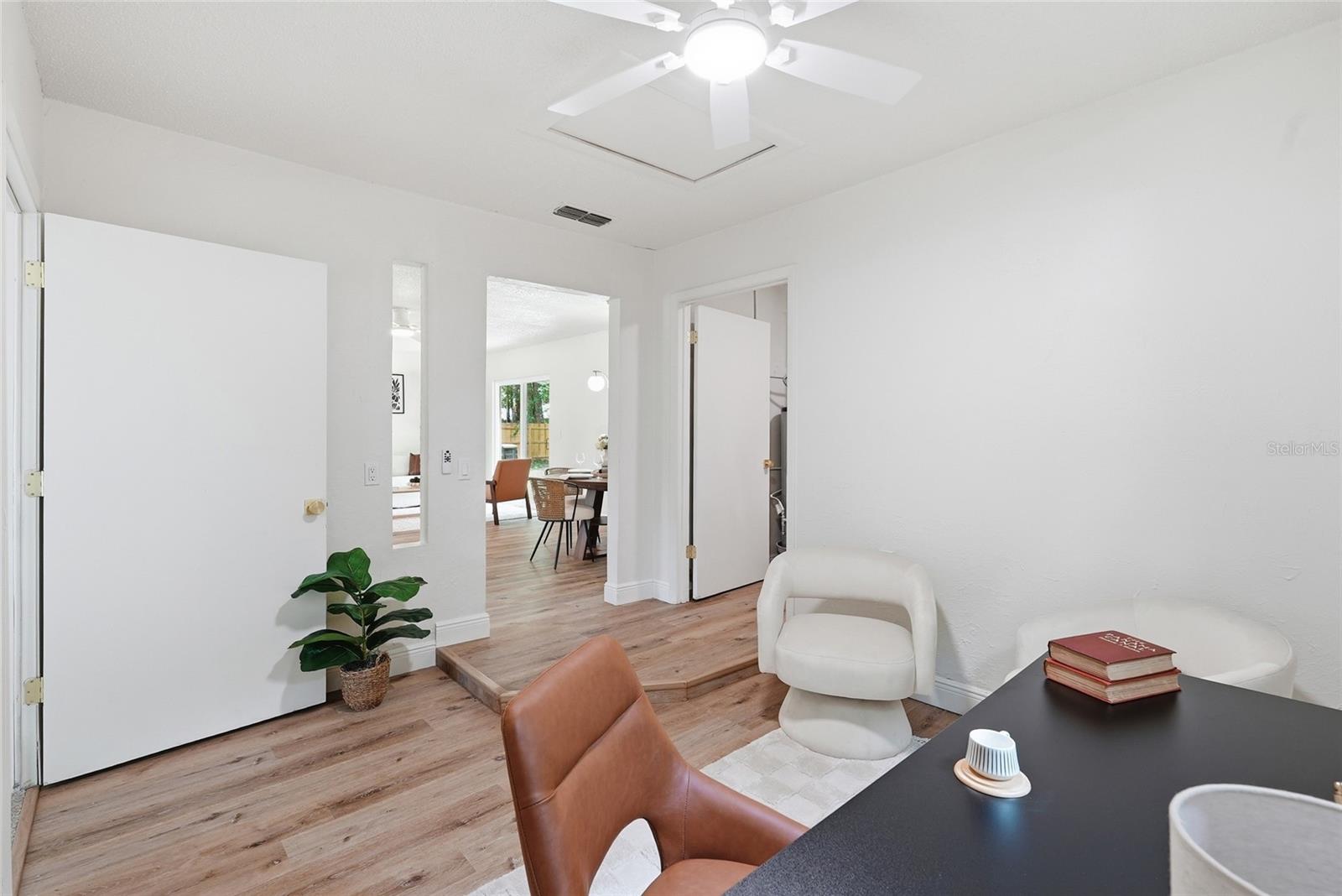 PALMETTO WOODS - Residential