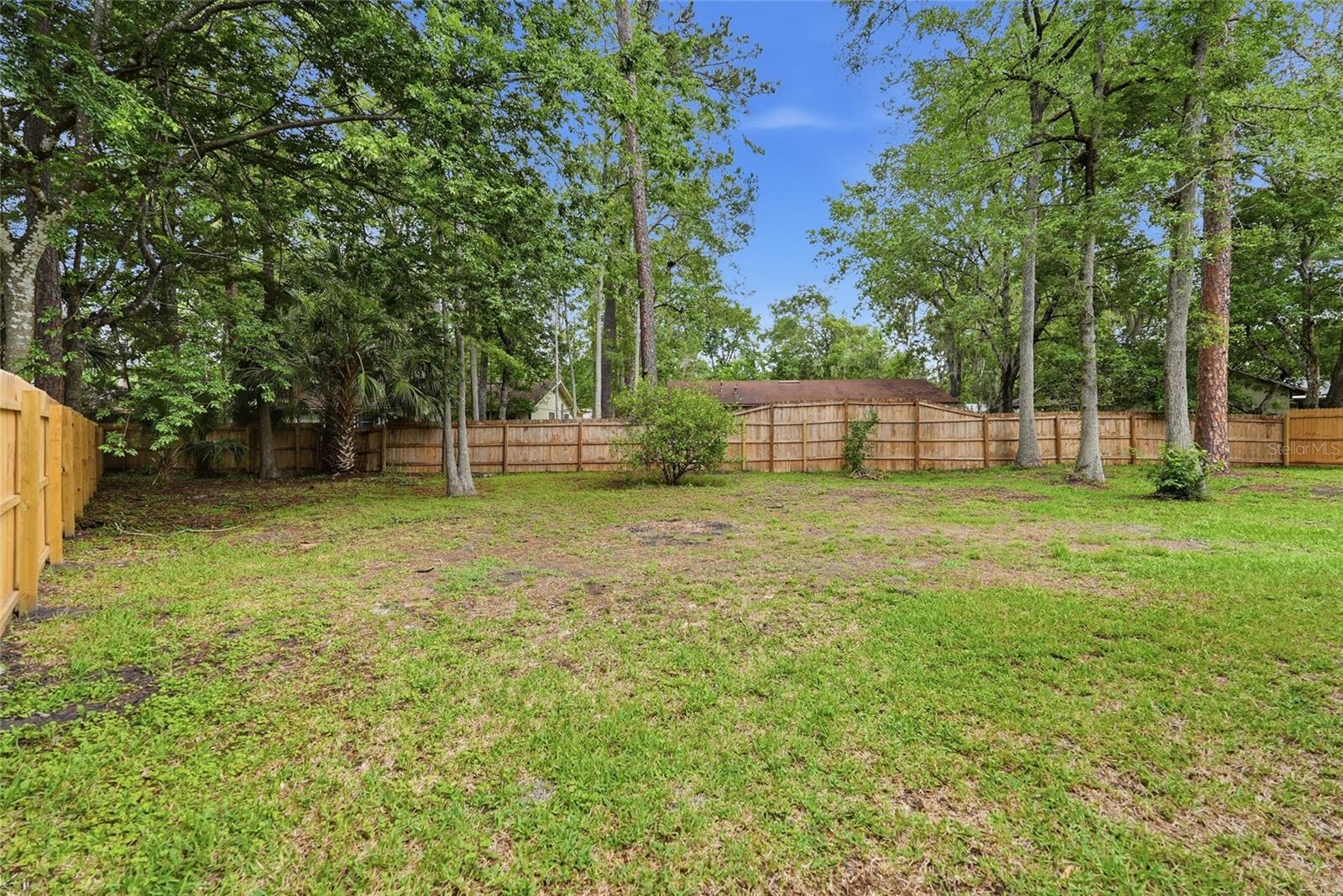 PALMETTO WOODS - Residential