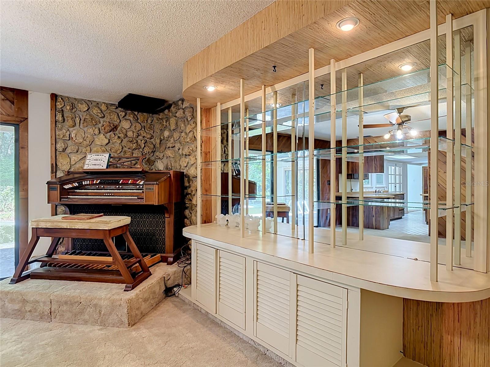 108 RIO PINAR DRIVE