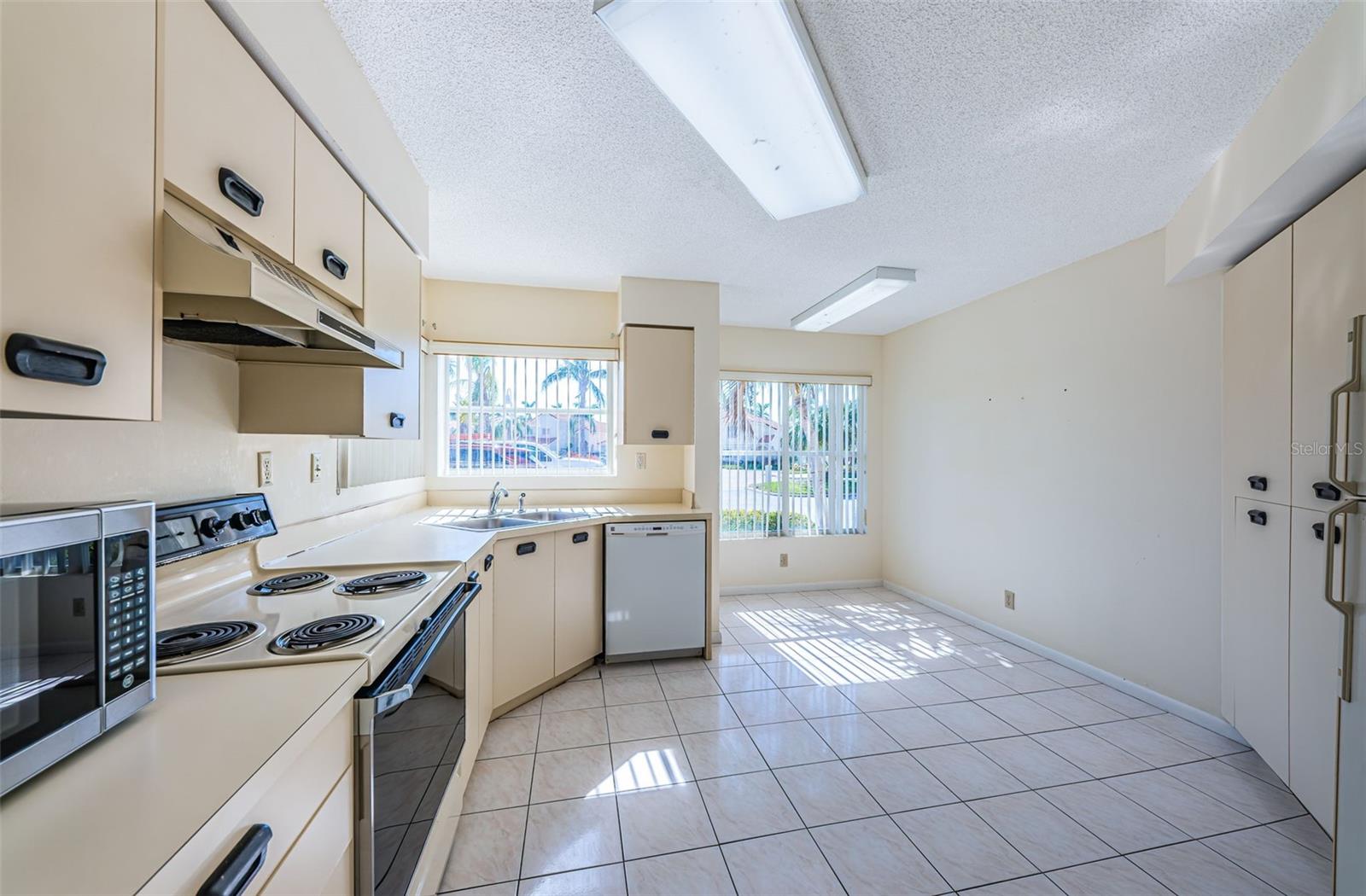 6171 BAHIA DEL MAR BOULEVARD 116