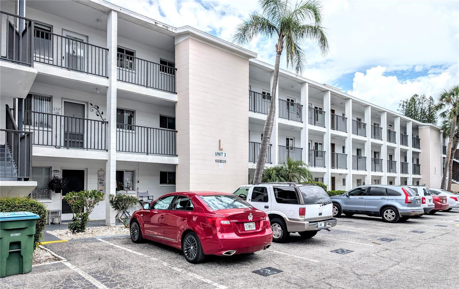 What a great little place to call home! This condo is a very affordable option and is close to all the great amenities in the community. The owner is willing to leave or take the furniture out, it depends on your preference. If you like going to the beach you will find some of Florida's beautiful West Coast Beaches just a short drive away. There is a shopping center just down the road where you will find a Publix Grocery Store, T.J. Maxx, Target and some smaller stores and restaurants. The Third Bayshore is a very active adult community for people at least 55 years of age. Here you can enjoy the spacious heated pool and many social events that take place throughout the year.