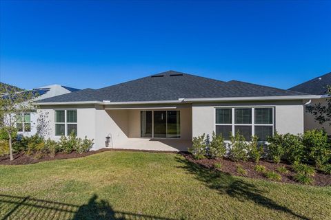 A home in APOPKA