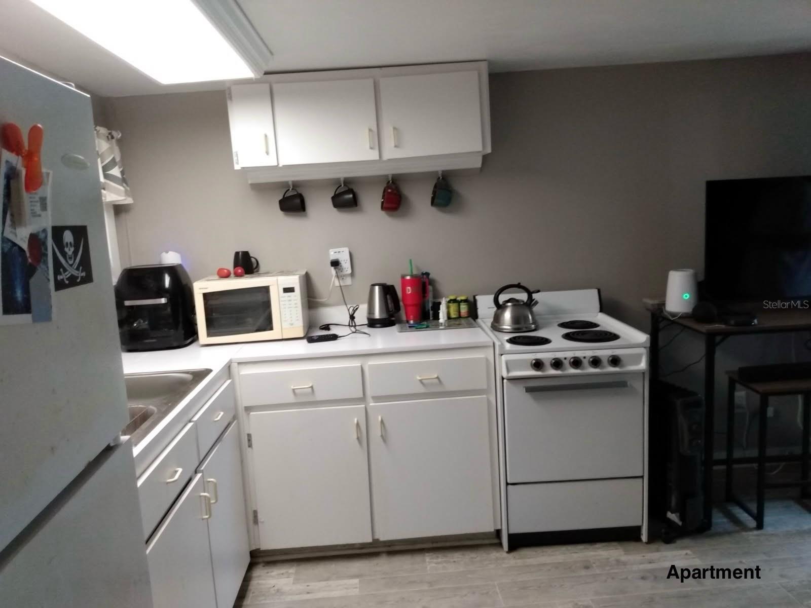 JERRY TAYLOR LNDG - Residential