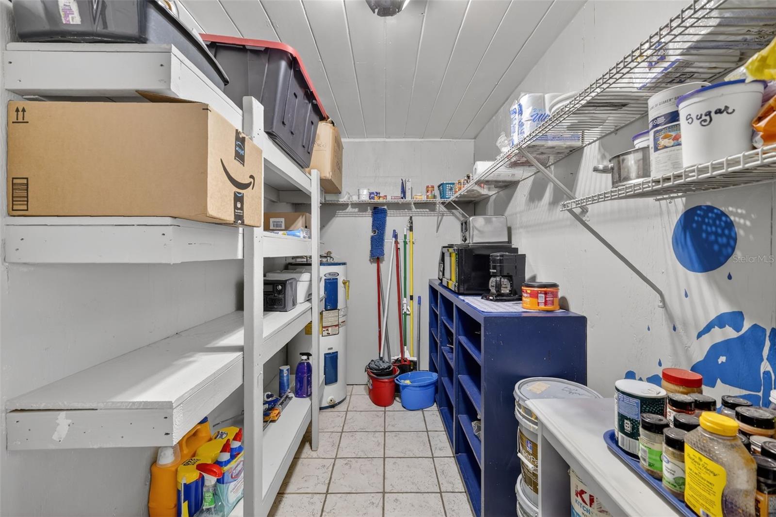 JERRY TAYLOR LNDG - Residential