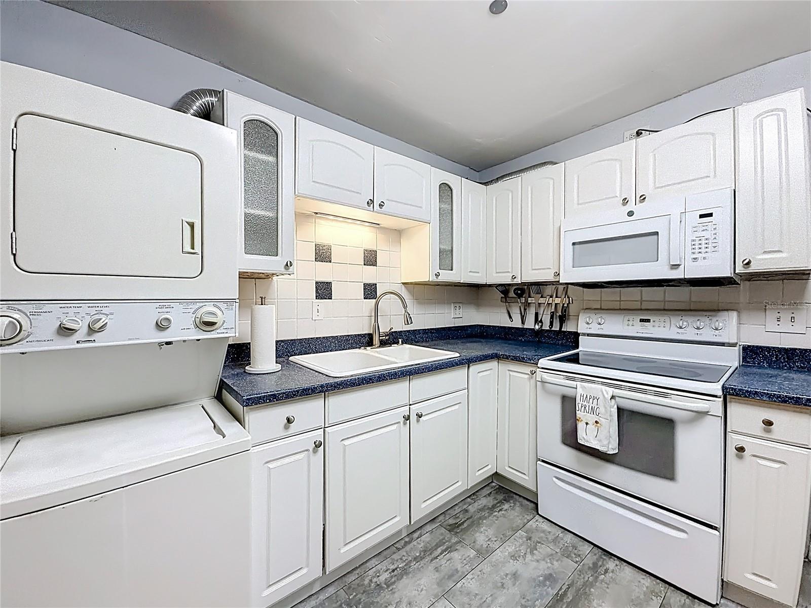 PALM GARDENS CONDO - Residential