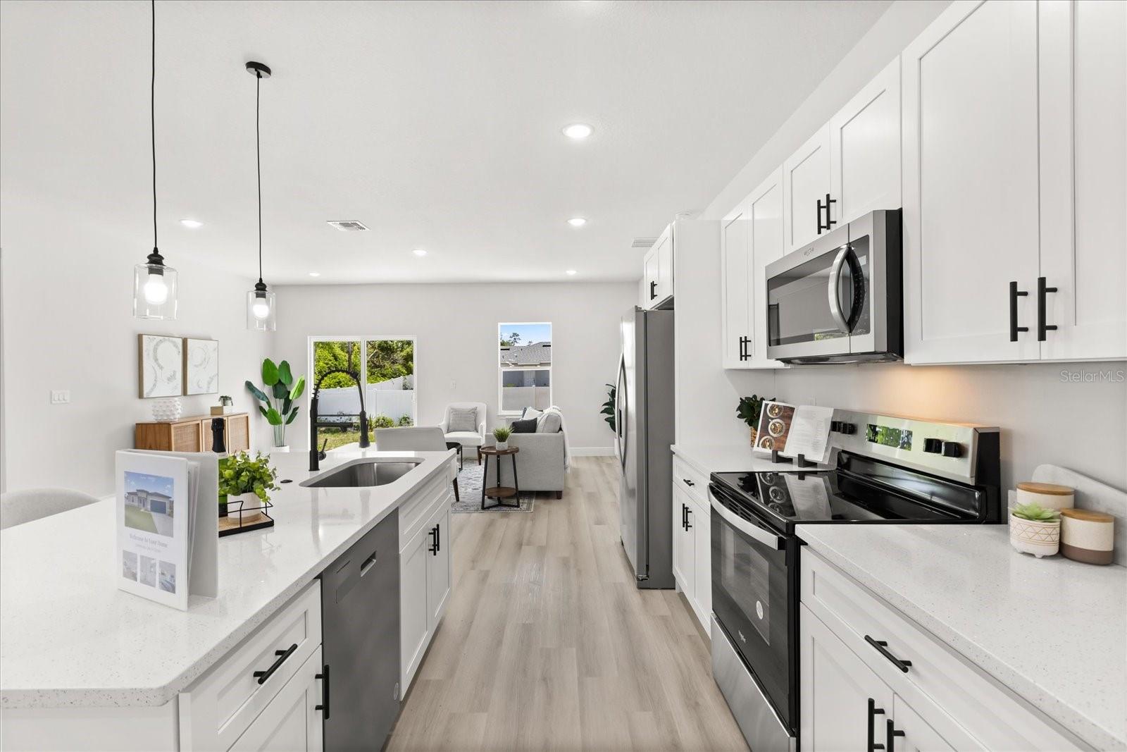 MARION OAKS UN 05 - Residential Lease