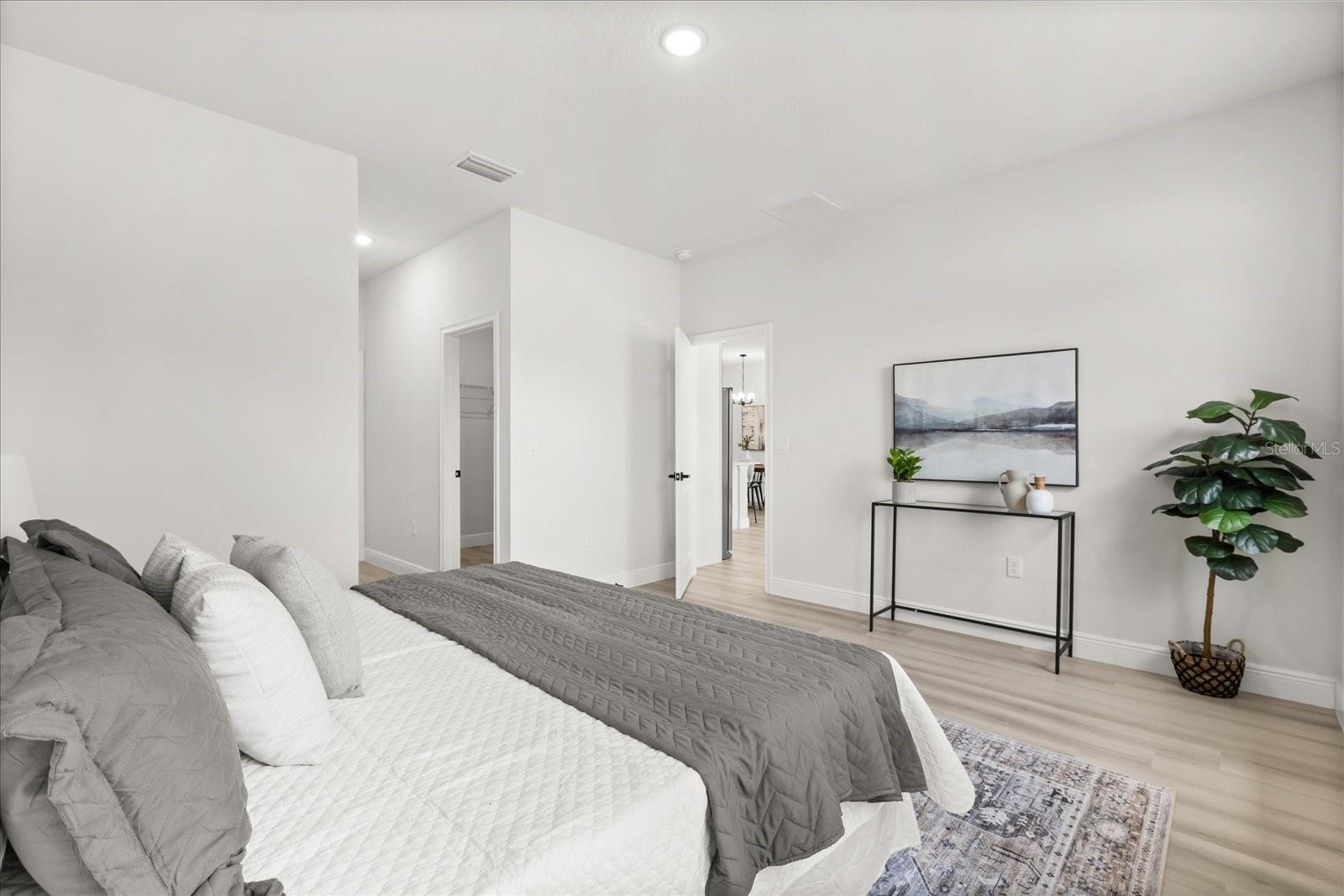 MARION OAKS UN 05 - Residential Lease