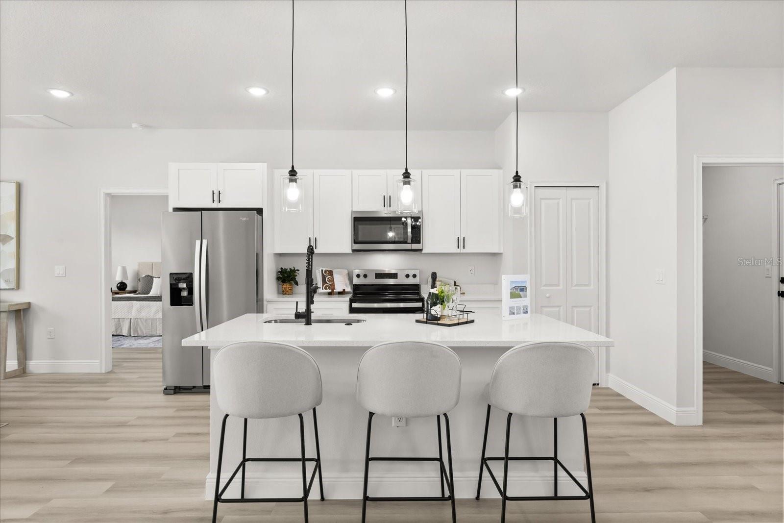 MARION OAKS UN 05 - Residential Lease