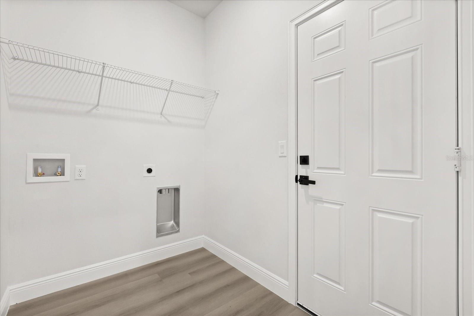 MARION OAKS UN 05 - Residential Lease