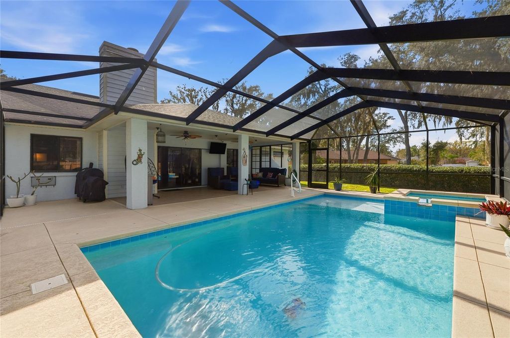 Photo of 5729 Buck Run Drive, Lakeland, FL 33811 (MLS # L4958745)