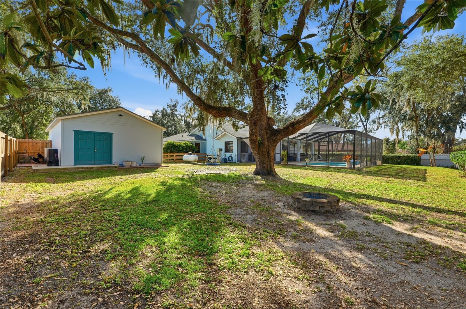 DEER BROOKE - Residential