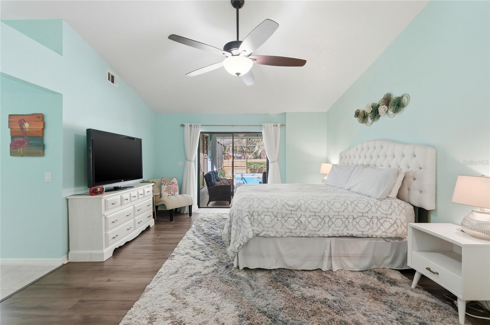 DEER BROOKE - Residential