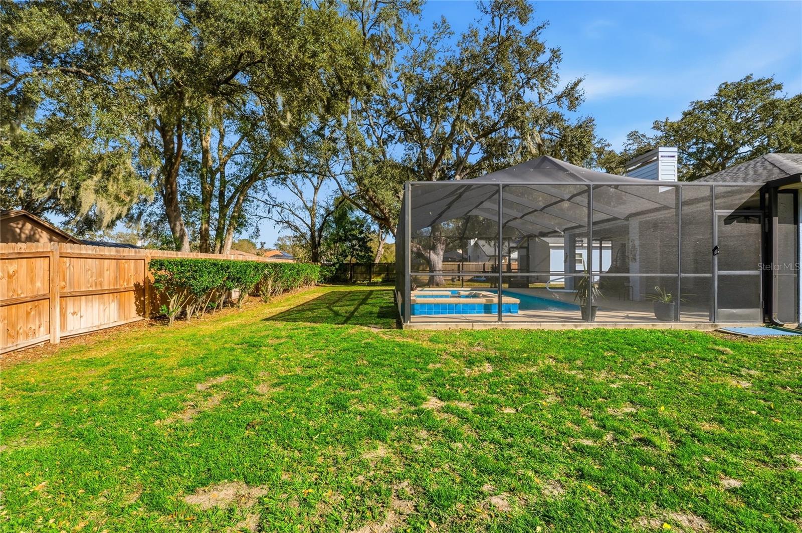 DEER BROOKE - Residential