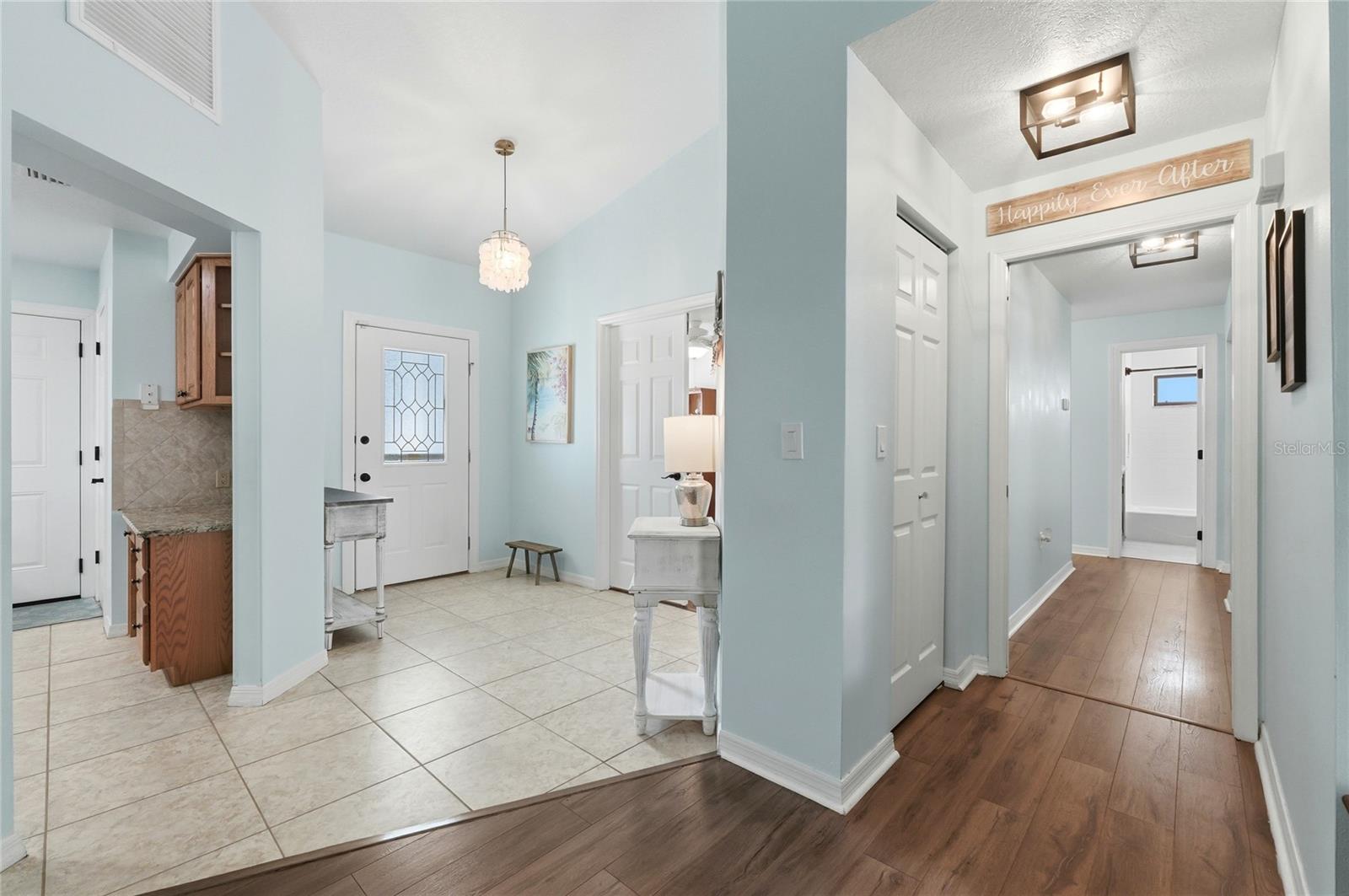 DEER BROOKE - Residential