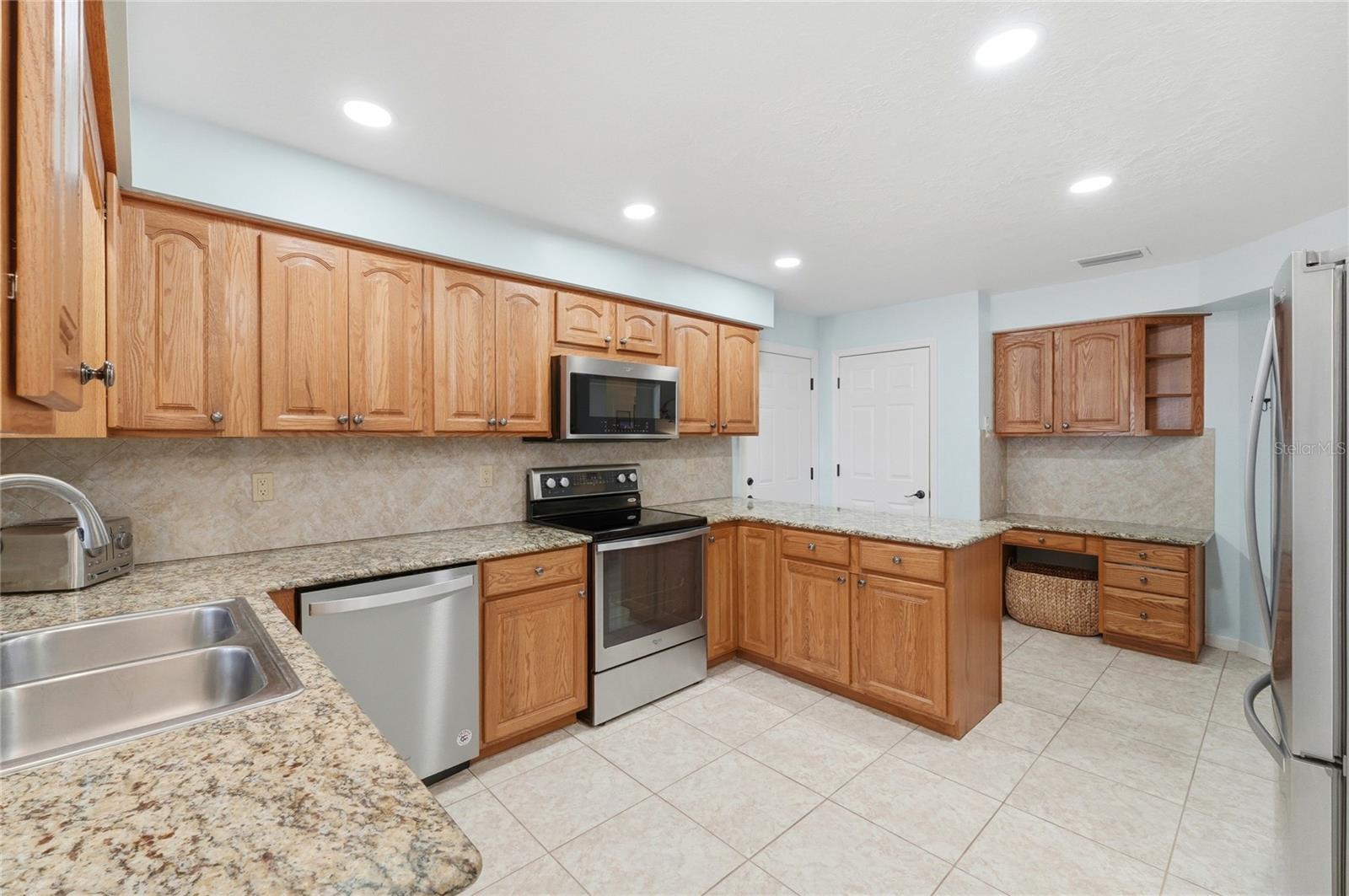 DEER BROOKE - Residential