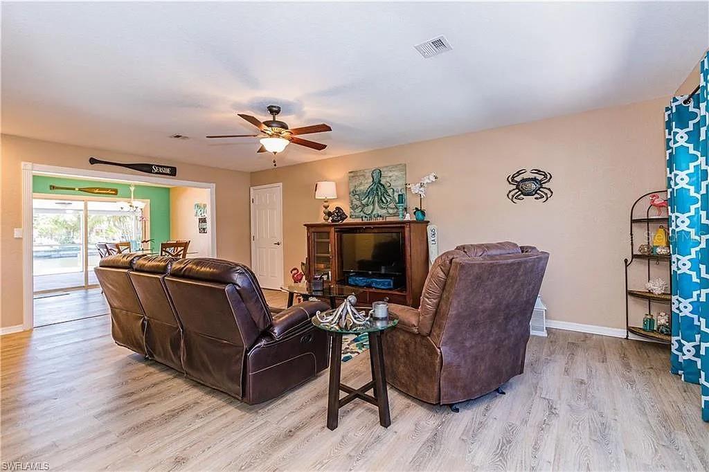 PUNTA GORDA ISLES SEC 07 - Residential