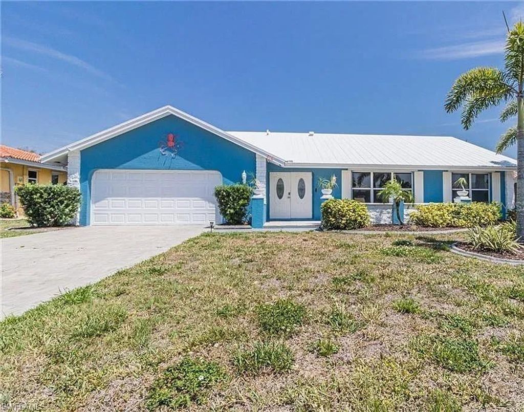 Photo of 416 Bal Harbor Boulevard, Punta Gorda, FL 33950 (MLS # TB8439741)