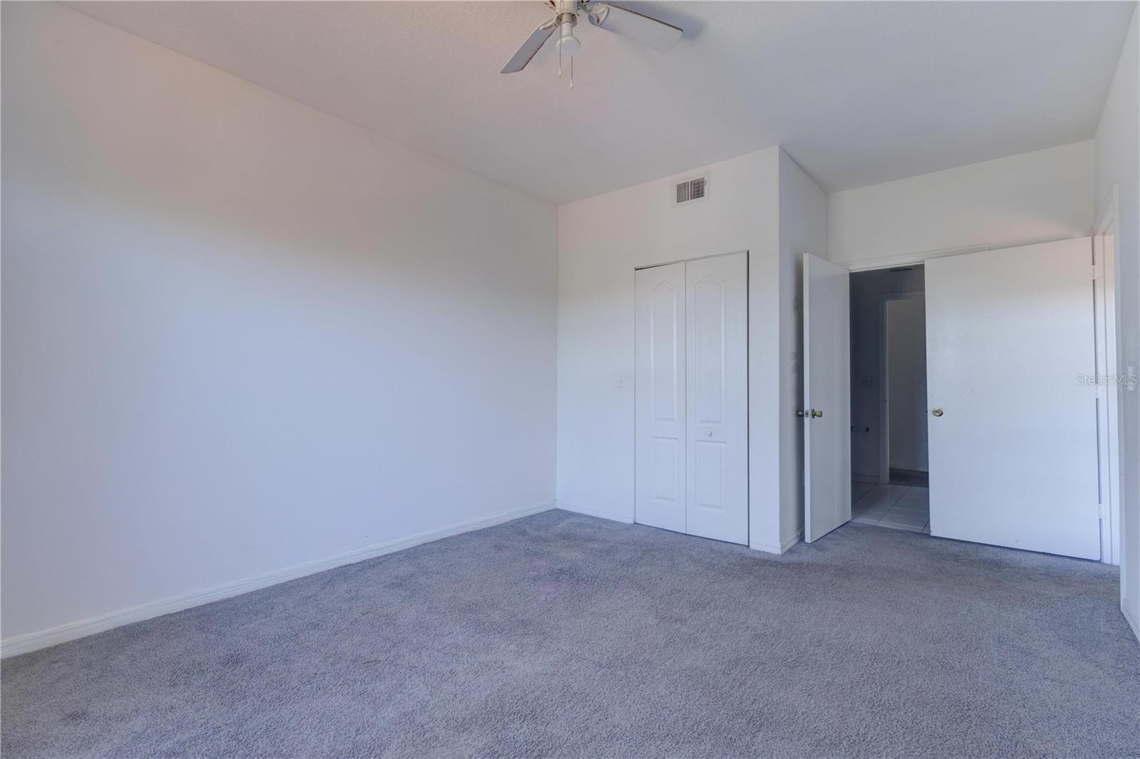 PALMS CLUB CONDO - Residential Lease