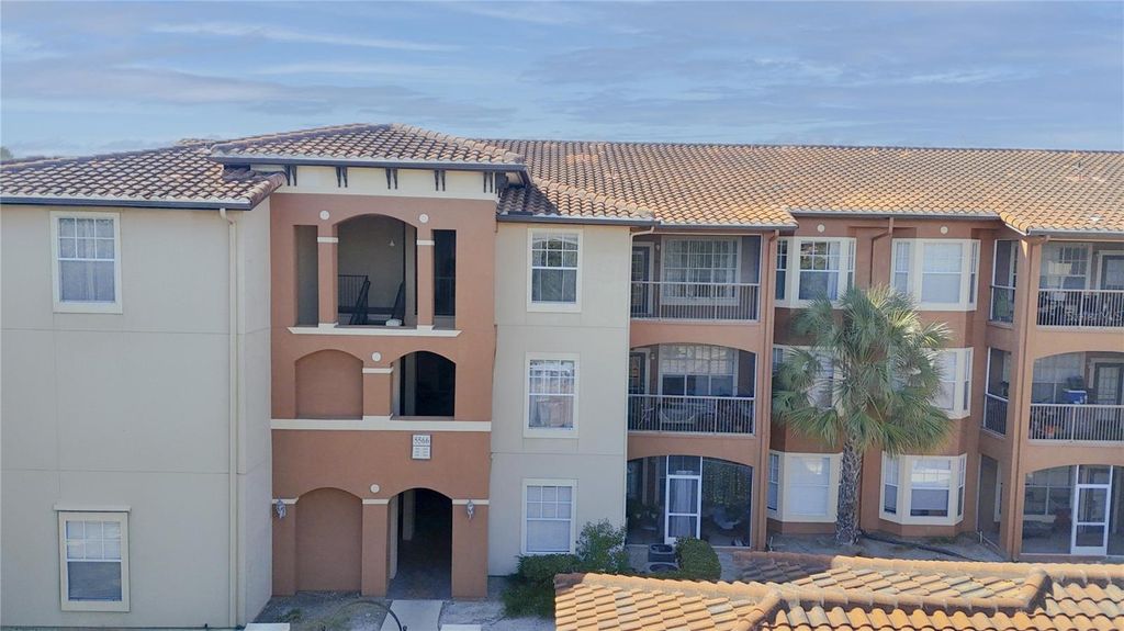 Photo of 5566 Metrowest Boulevard #2-302, Orlando, FL 32811 (MLS # S5145234)