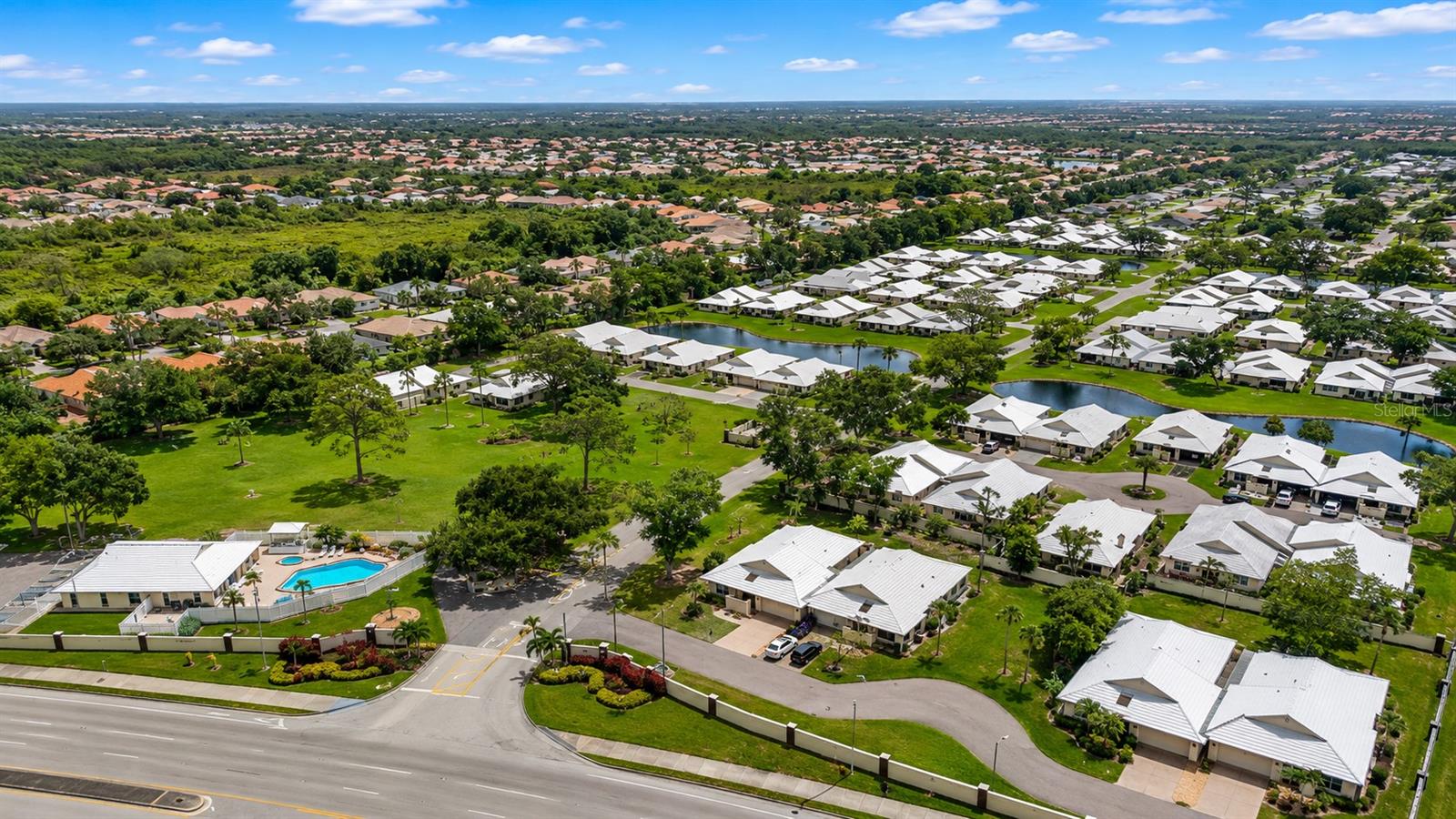 HOURGLASS LAKES PH 3 - Residential