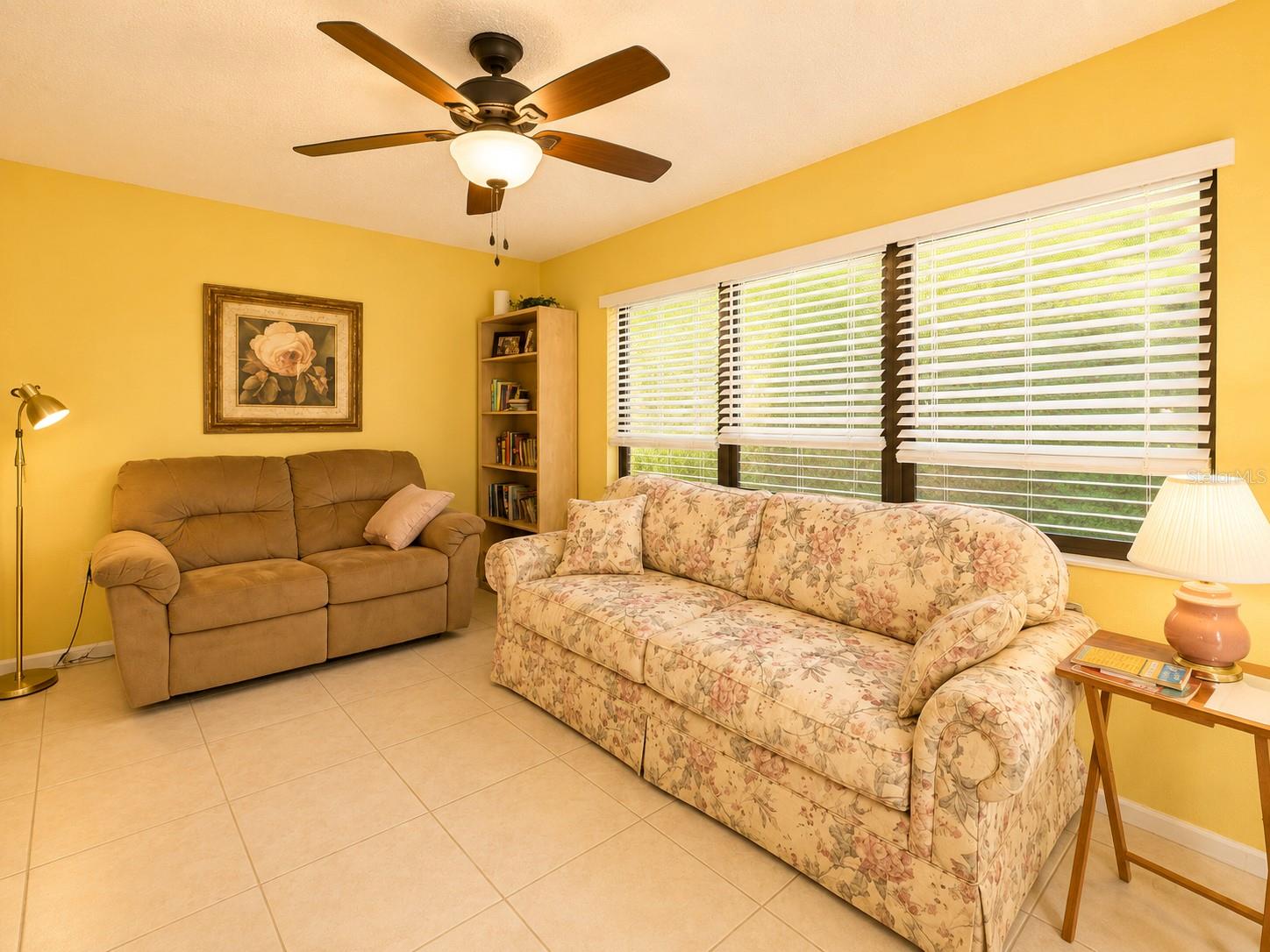 HOURGLASS LAKES PH 3 - Residential