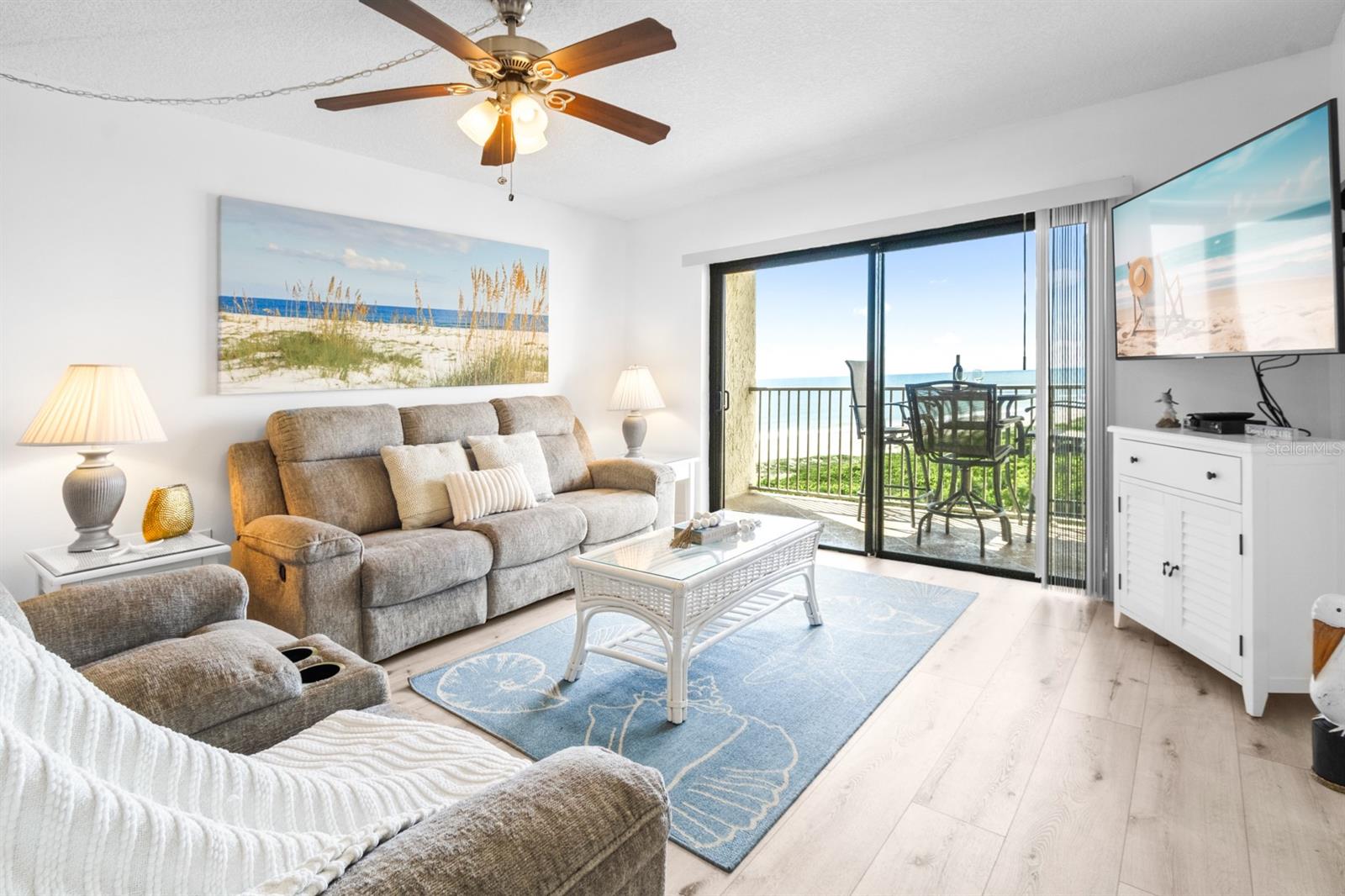 CANAVERAL TOWERS - Residential