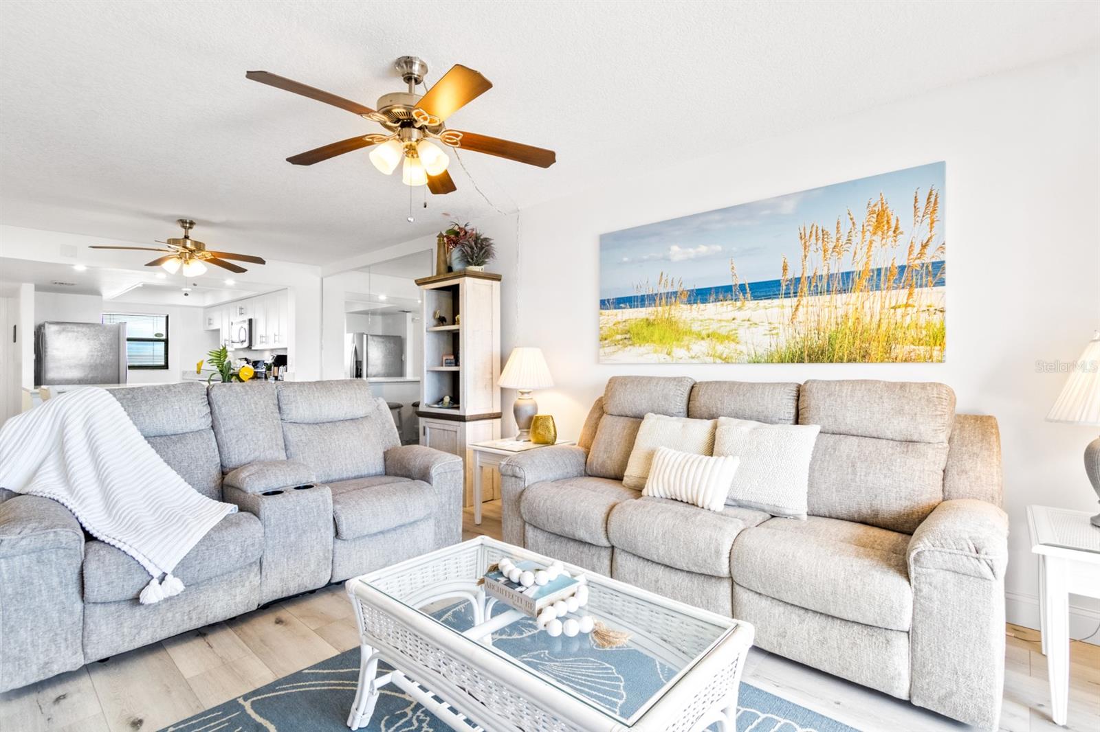 CANAVERAL TOWERS - Residential