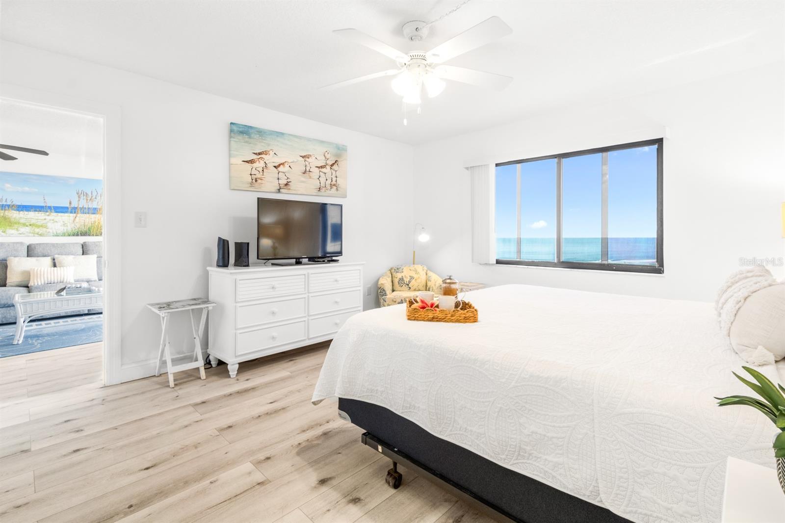 CANAVERAL TOWERS - Residential