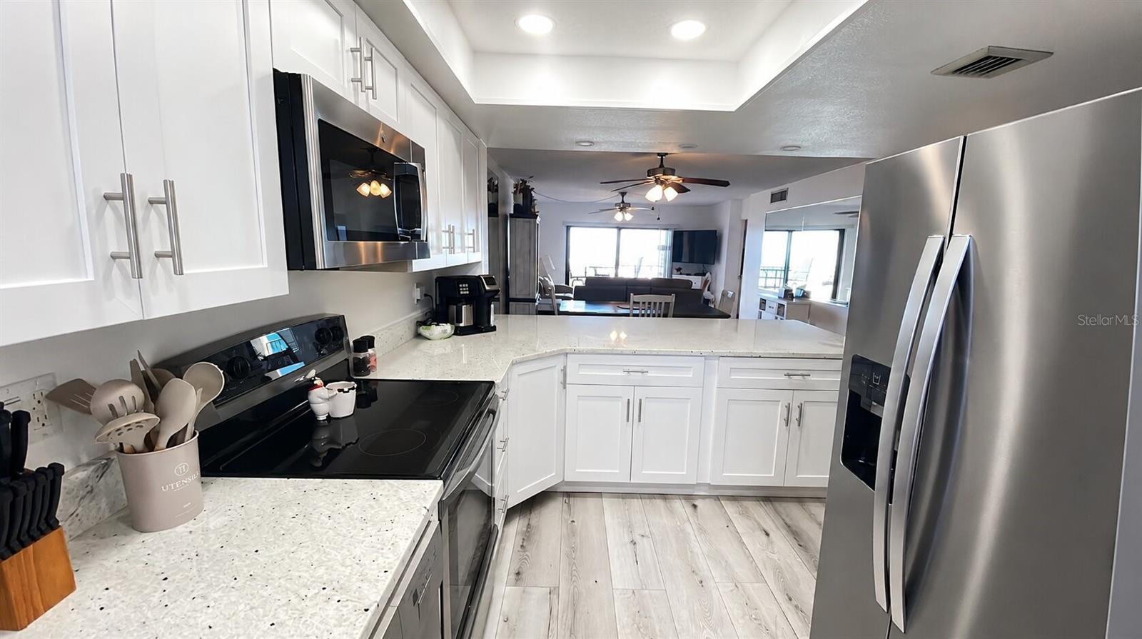 CANAVERAL TOWERS - Residential
