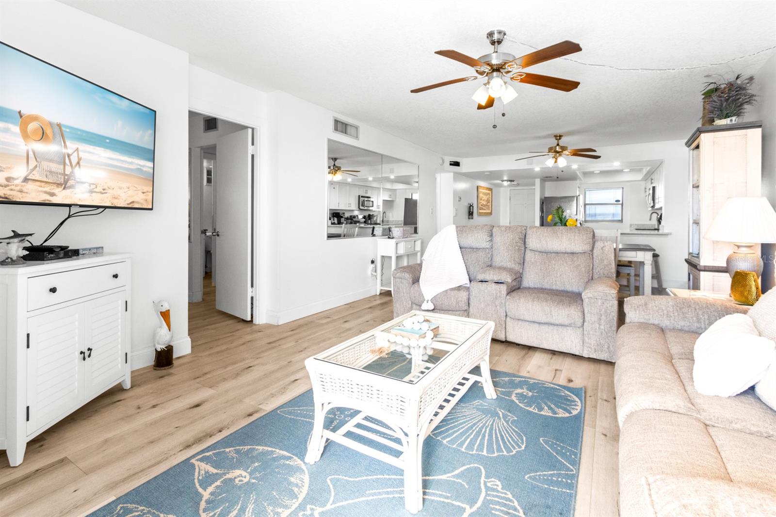 CANAVERAL TOWERS - Residential