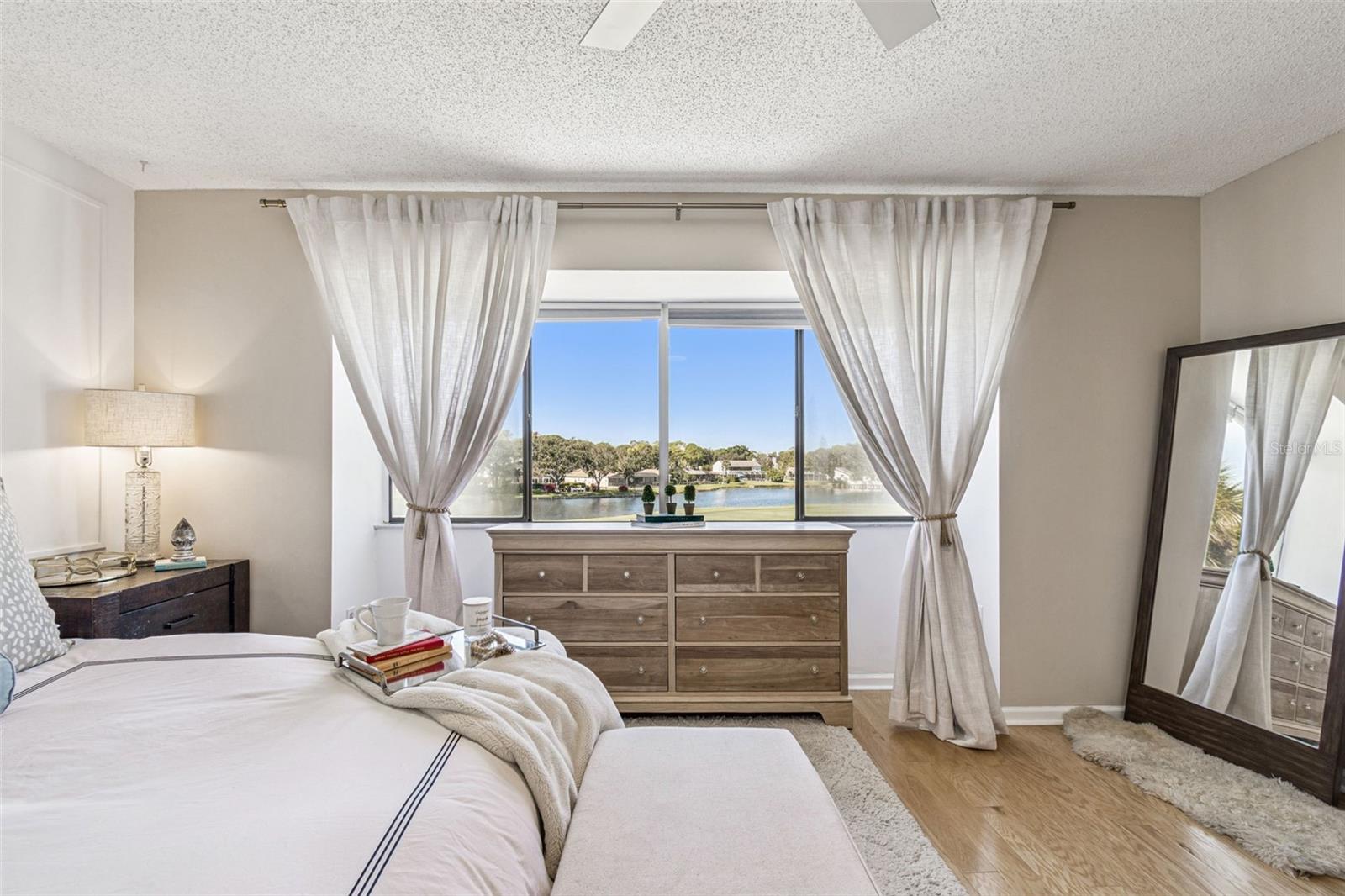 FEATHER SOUND - Residential