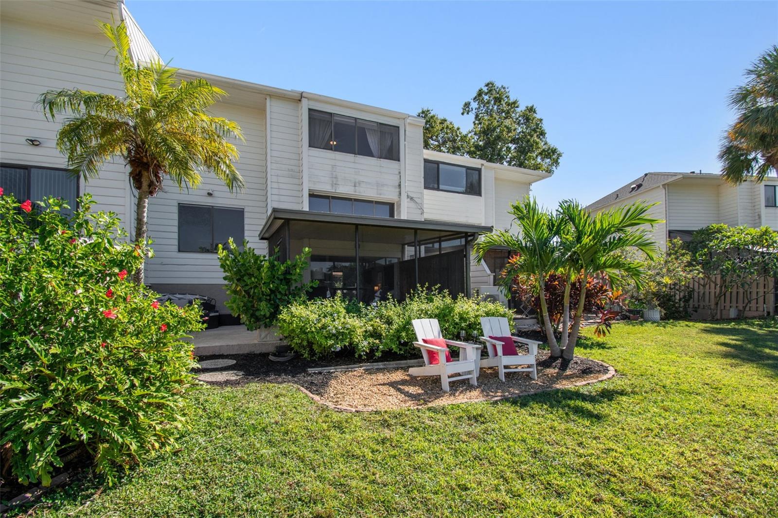 FEATHER SOUND - Residential