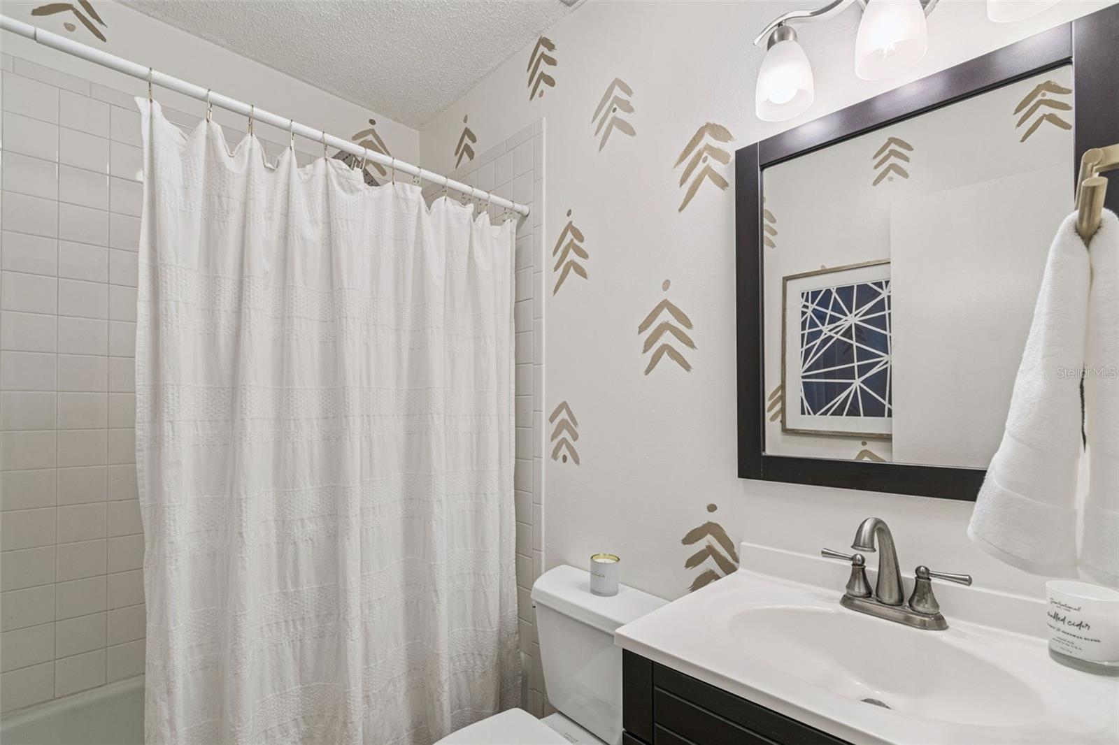 FEATHER SOUND - Residential