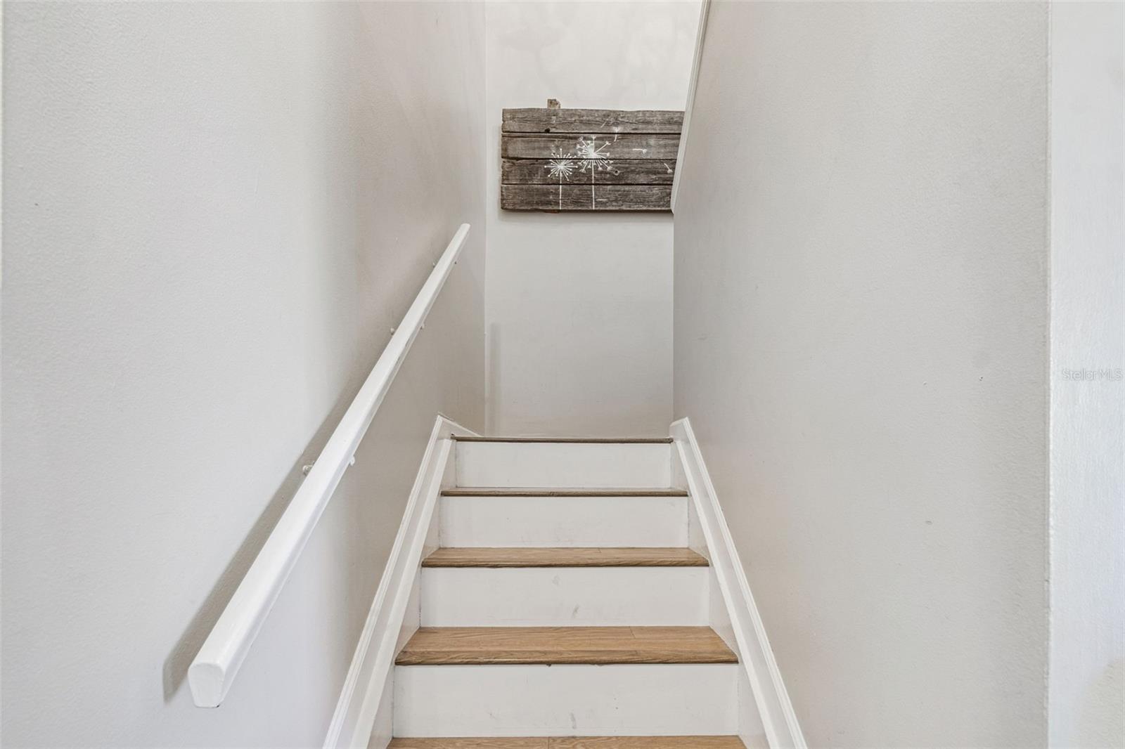 FEATHER SOUND - Residential