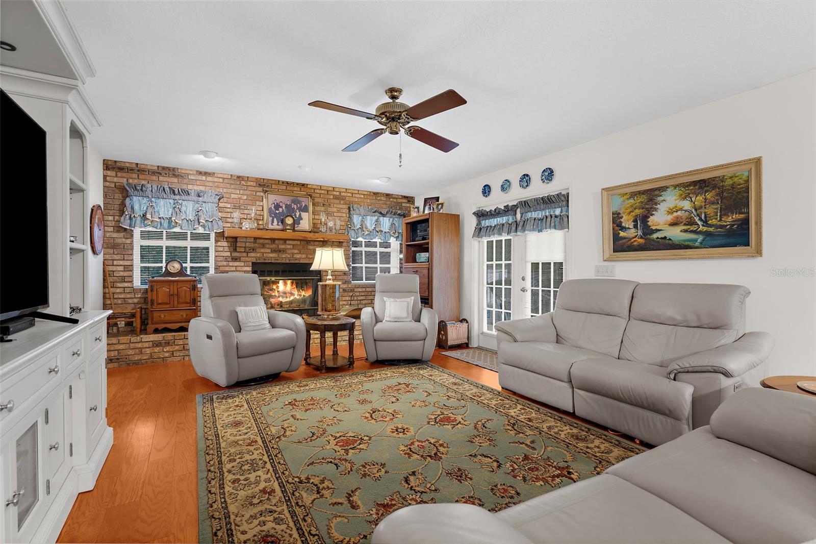 BAY WAY PARK REV - Residential