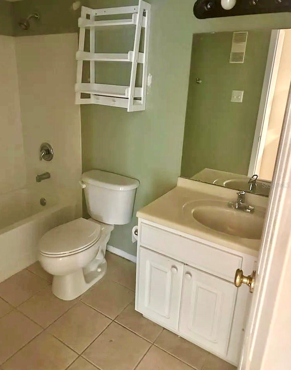 3772 IDLEBROOK CIRCLE 100