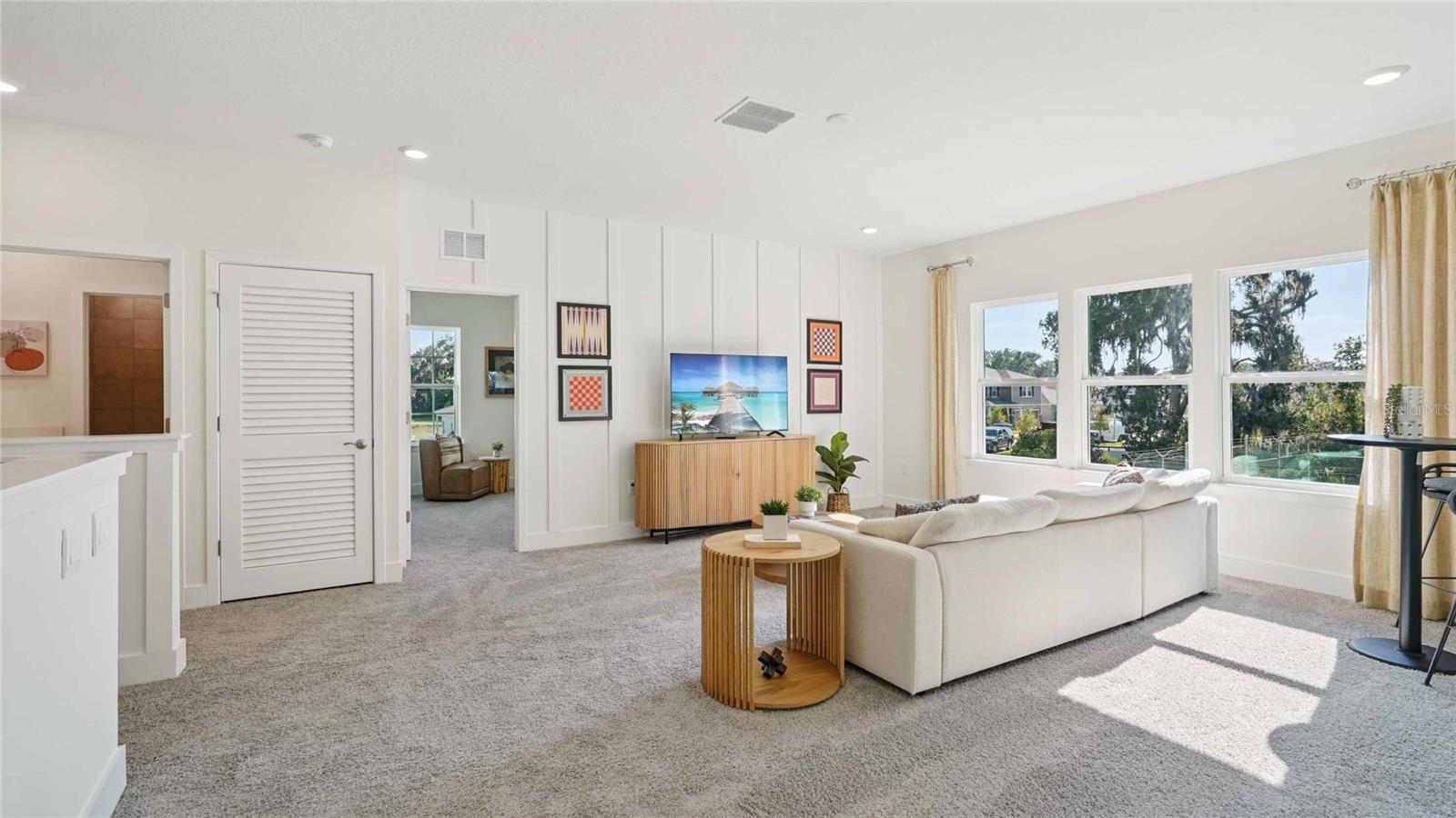 THE RIDGE AT HEATHBROOK - Residential