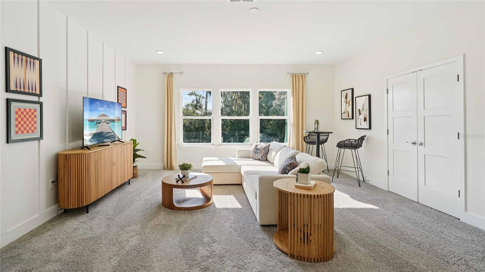 THE RIDGE AT HEATHBROOK - Residential