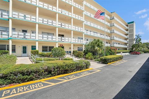 Photo of 2960 59th Street S #411, Gulfport, FL 33707 (MLS # TB8435005)