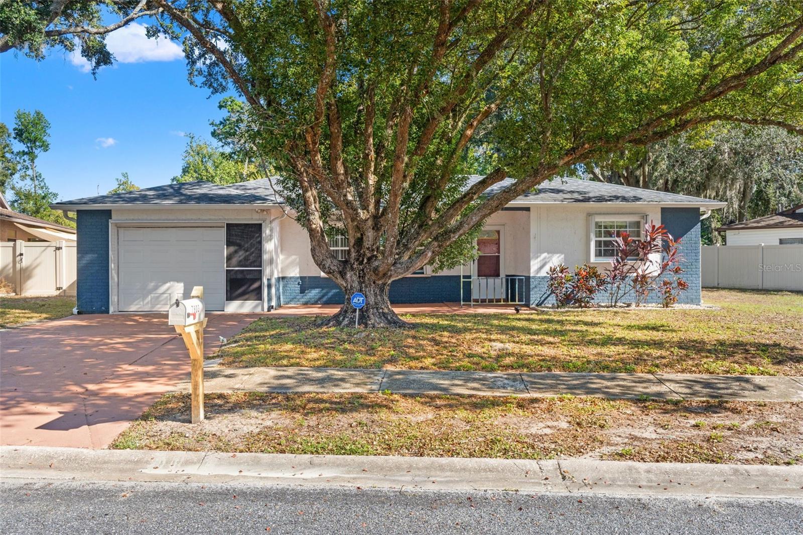 DEER PARK - Residential